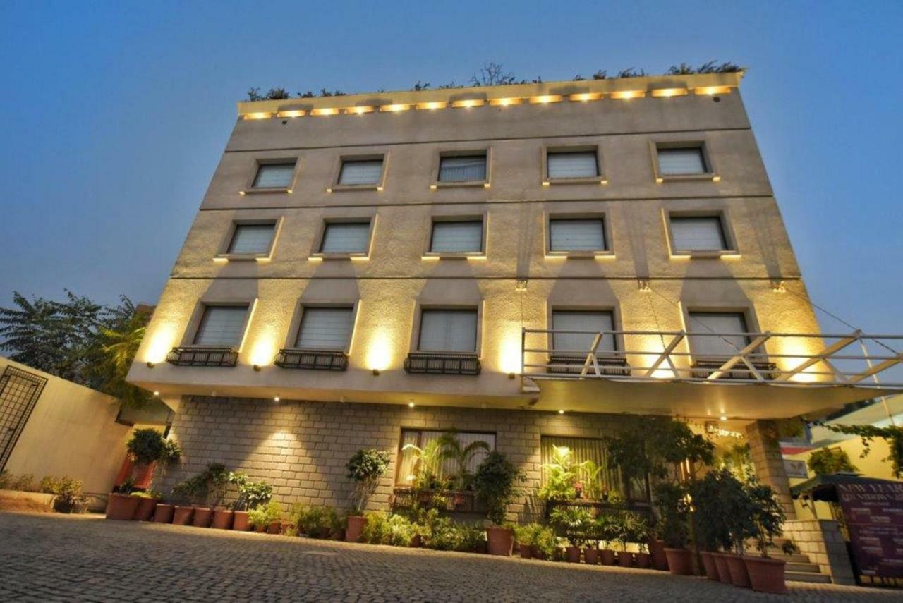 Hotel De Nada-A Luxury Stay ชัยปุระ ภายนอก รูปภาพ